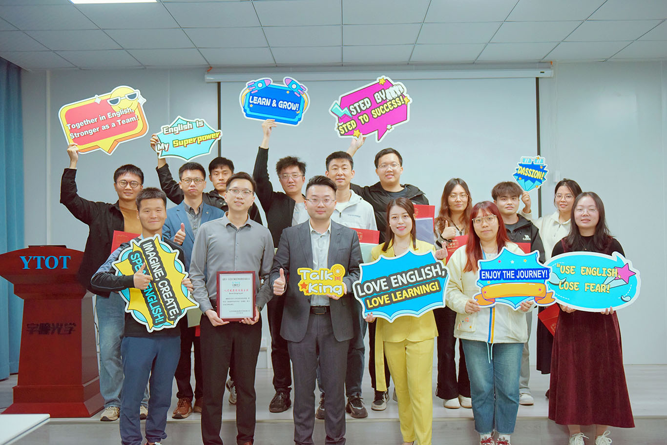 SBOBET���ǹ�����ѧ��һ������Ӣ����ѵ��Բ����ҵ